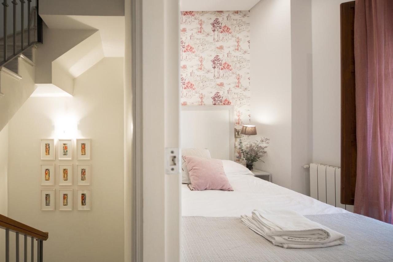 Lateral Suite Rodo Sevilla Exterior foto
